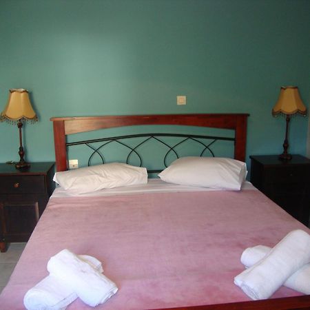 Kafiona Guesthouse Pírgos Dhiroú 외부 사진