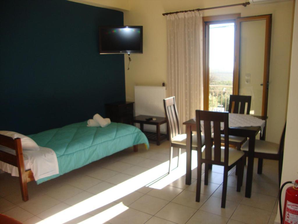 Kafiona Guesthouse Pírgos Dhiroú 객실 사진