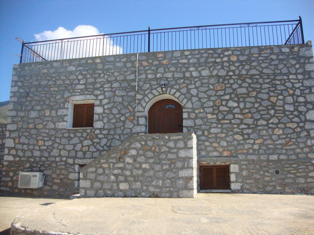 Kafiona Guesthouse Pírgos Dhiroú 외부 사진
